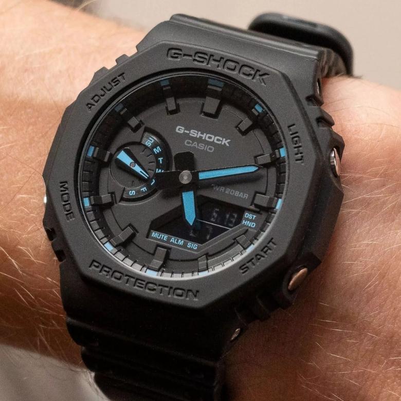G-SHOCK GA-2100-1A2ER - Kolekcja Carbon Core