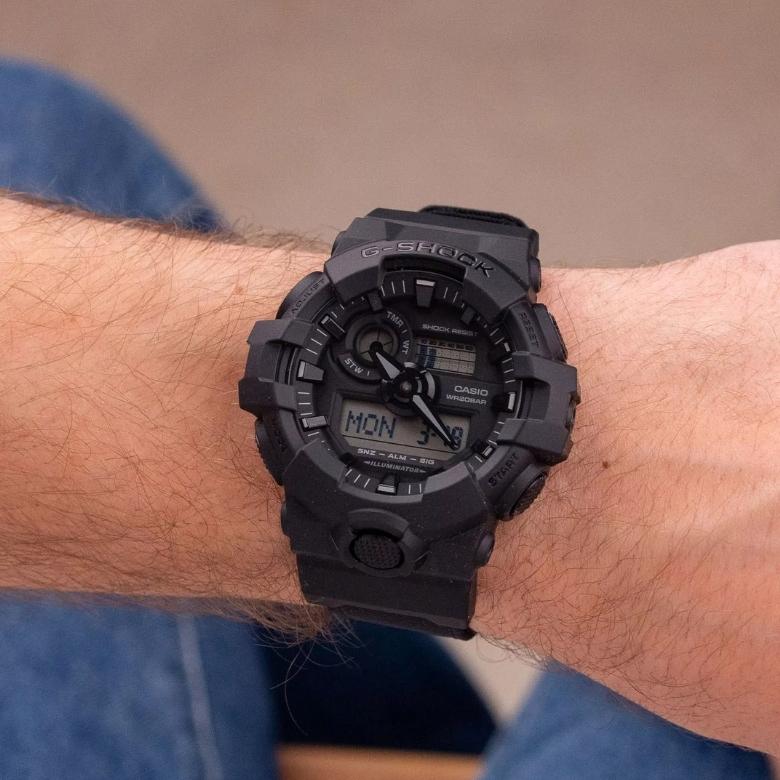 G-SHOCK GA-700BCE-1AER - Kolekcja Original