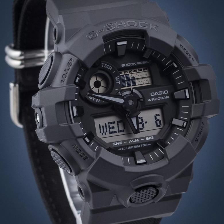 G-SHOCK GA-700BCE-1AER - Szkiełko