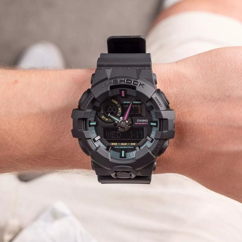 G-SHOCK GA-700MF-1AER - Kolekcja Classic