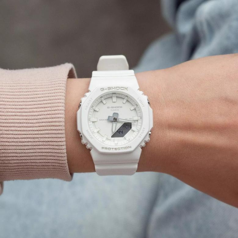 G-SHOCK GMA-P2100-7AER - Kolekcja