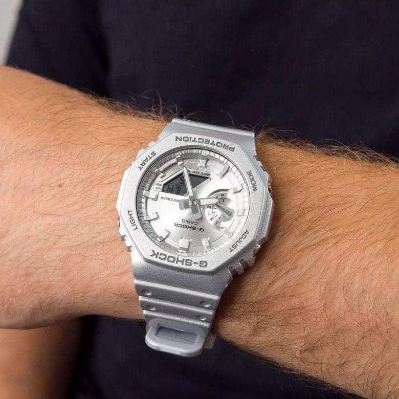 G-SHOCK GA-2100FF-8AER - Kolekcja Octagon