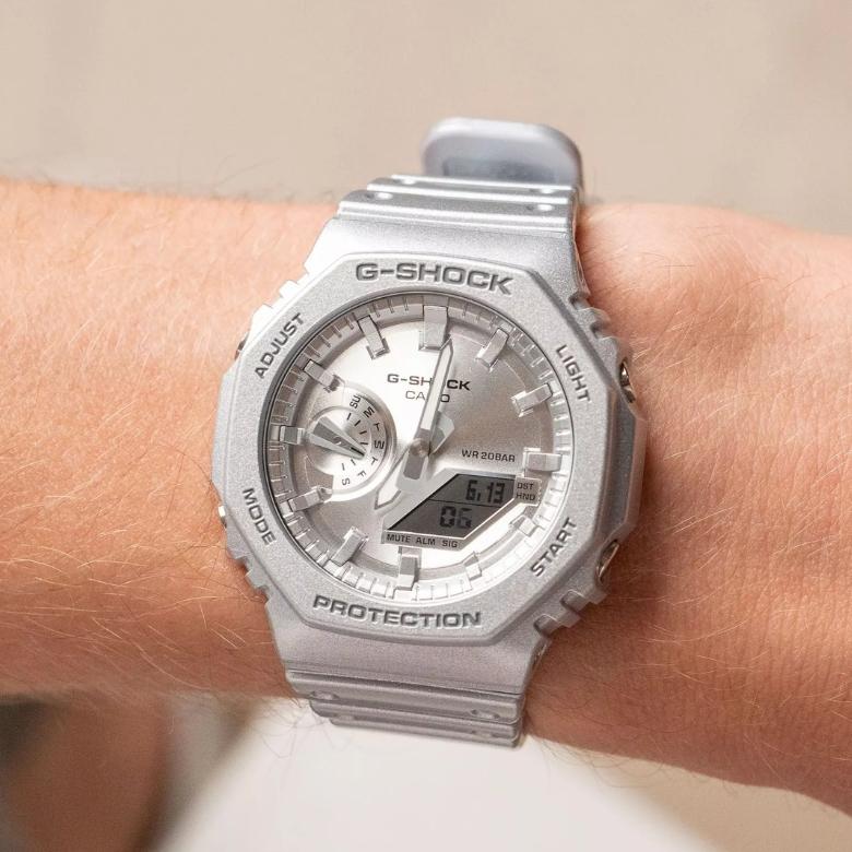 G-SHOCK GA-2100FF-8AER - Funkcja czasu światowego