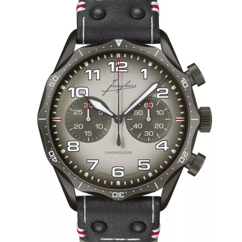 Junghans 027/3398.00 - Lotniczy design w linii Meister Pilot Chronoscope Desert