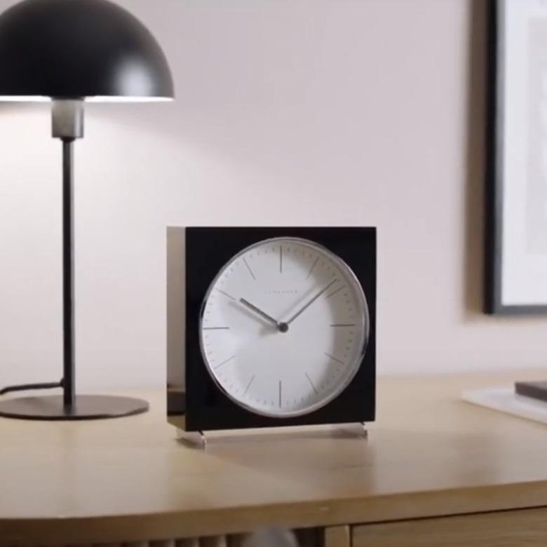 Junghans 363/2212.00 - Designerskie uzupełnienie Twojego wnętrza