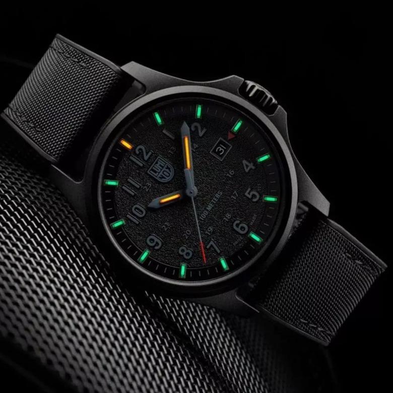 Luminox XL.1961 - Super-LumiNova