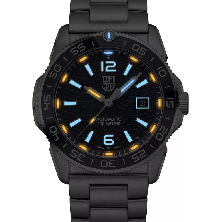 Luminox XS.3104 - Luminox Light Technology