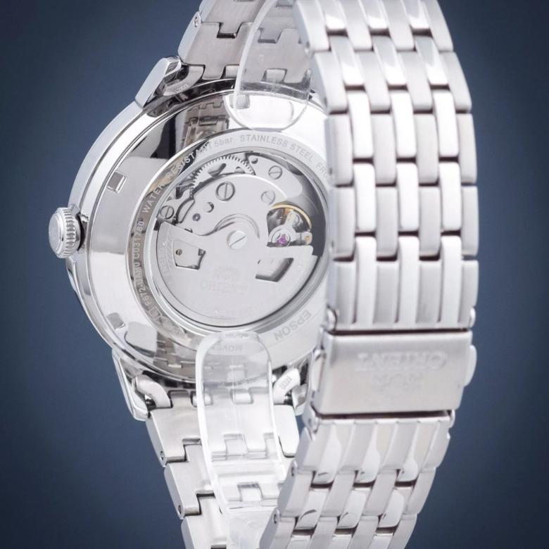 Orient RA-AC0J10S10B - Trwałość i elegancja: stalowa bransoleta