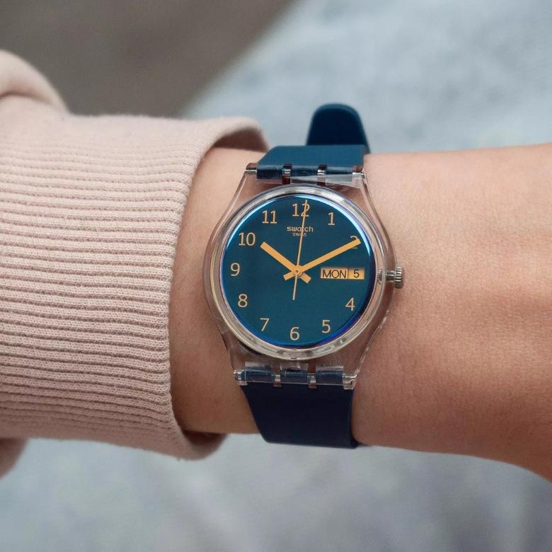 Swatch SO28K700 - Datownik Dnia Tygodnia