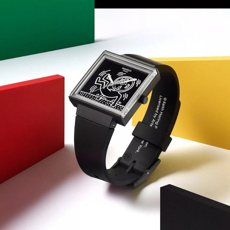 Swatch SO34Z103 - Ponadczasowa tarcza