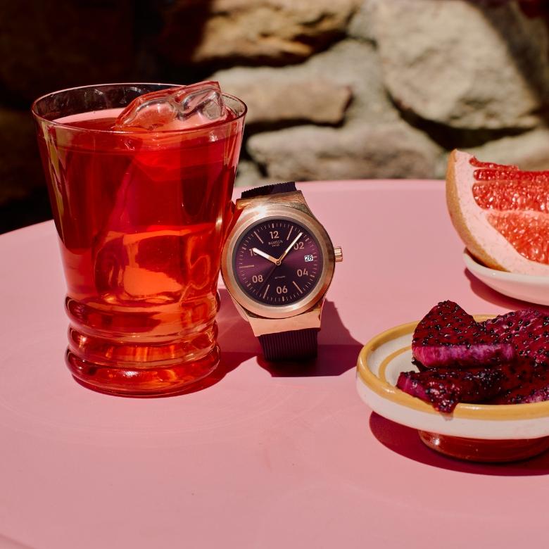 Swatch YIG401 - Datownik Dnia Miesiąca