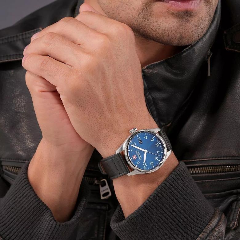 Swiss Military Hanowa SMWGC0003101 - Elegancki pasek ze skóry