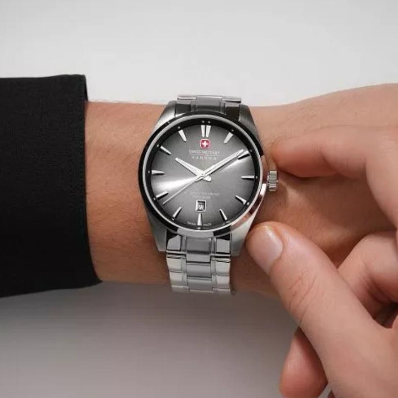 Swiss Military Hanowa SMWGH0007901 - Elegancko-sportowe wydanie z zegarkiem SMH Thunder