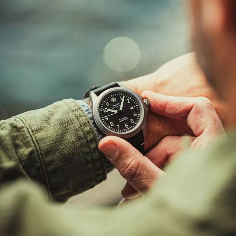 Timex TW2V54000 - Podświetlenie