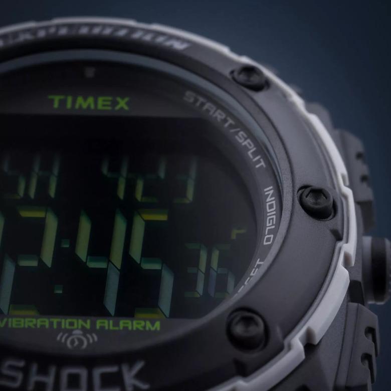 Timex T49950 - Nowoczesność w duchu outdooru