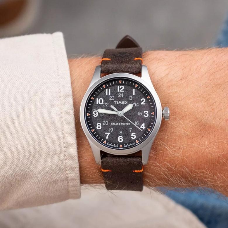 Timex TW2V64200 - Wysokiej jakości szkło szafirowe