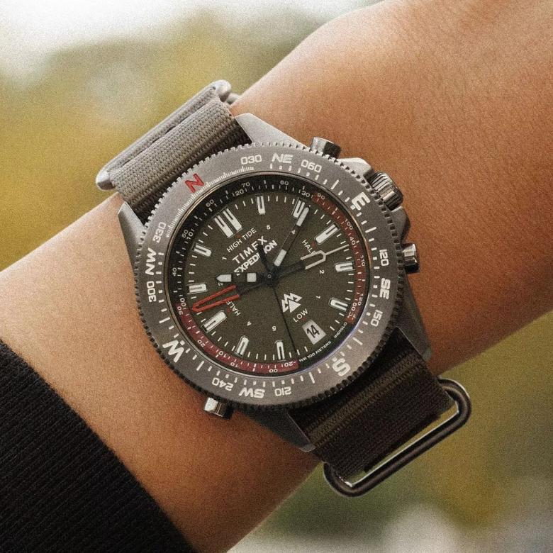 Timex TW2W91100 - Kompas