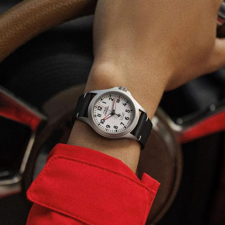 Timex TW2W78200 - Wysokiej jakości szkło szafirowe