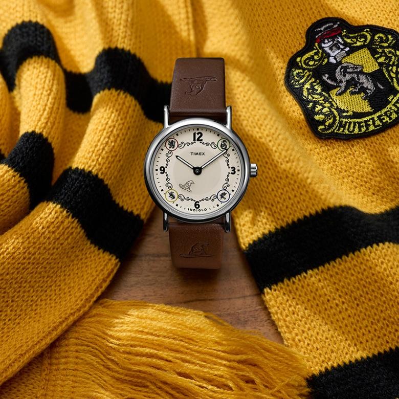 Timex TW2Y76100 - Magia, która nie przemija: Harry Potter x Timex