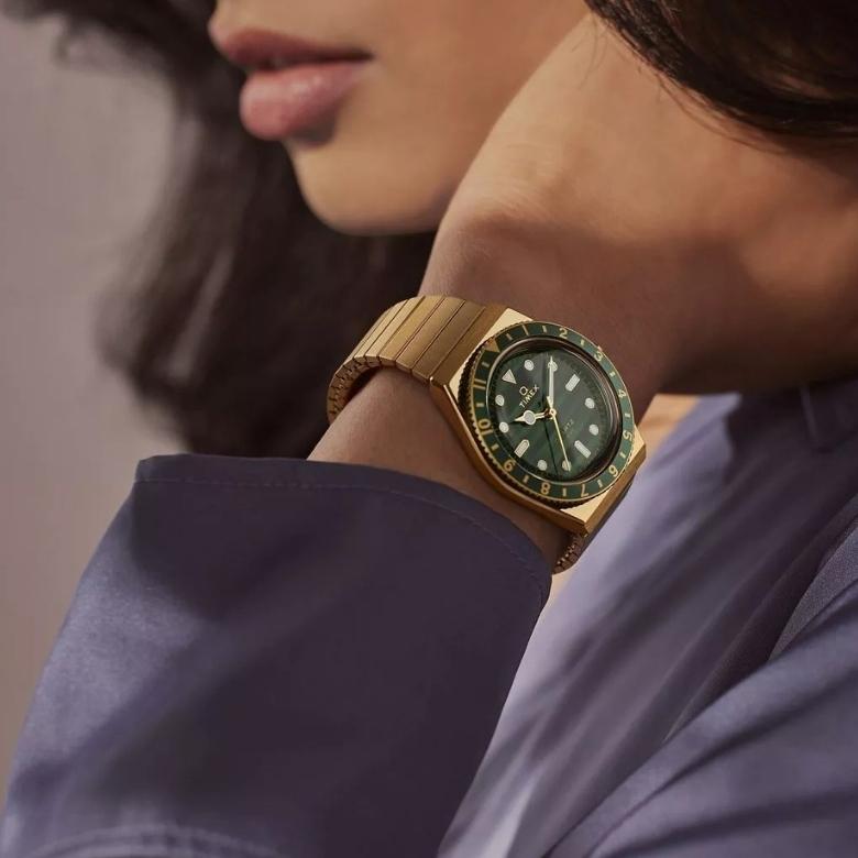 Timex TW2V92200 - Charakterystyczne elementy serii Timex Q