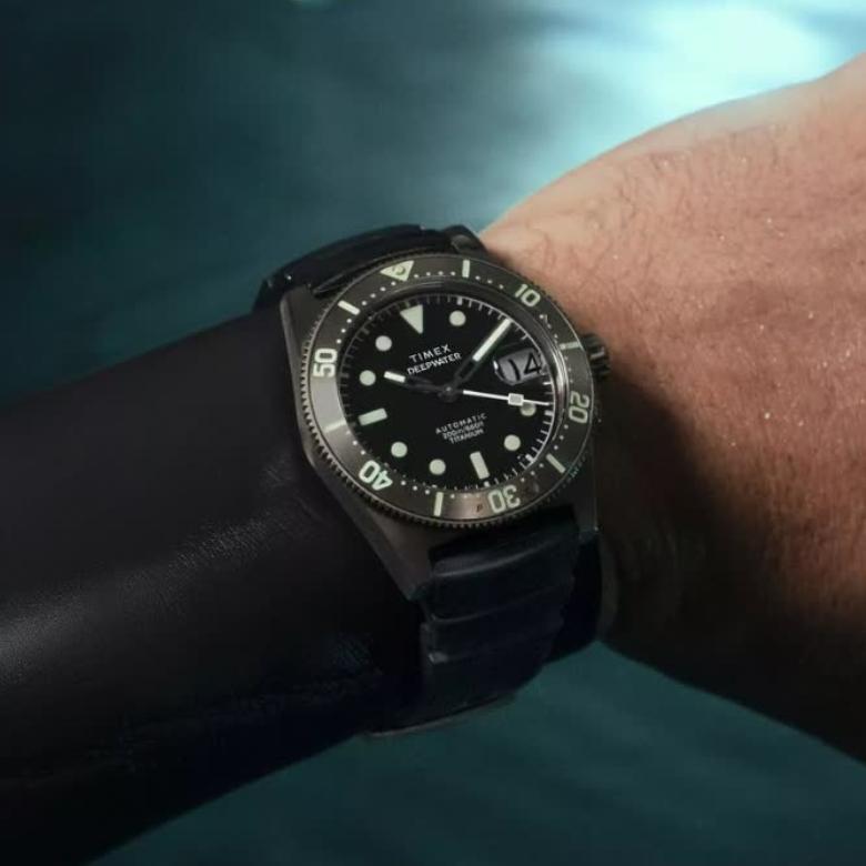 Timex TW2W81600 - Wysokiej jakości szkło szafirowe