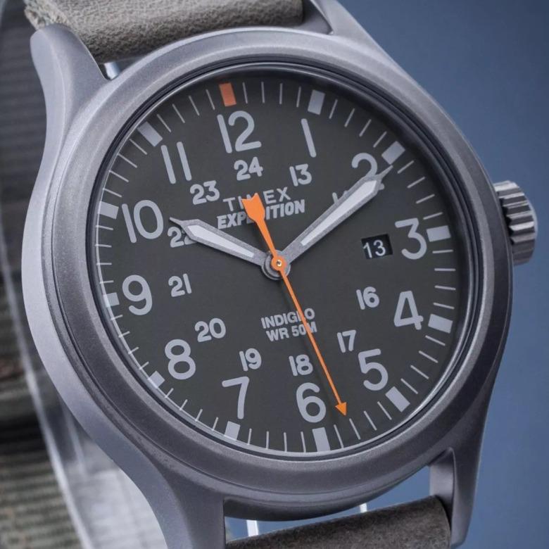 Timex TW4B14000 - Datownik dni miesiąca