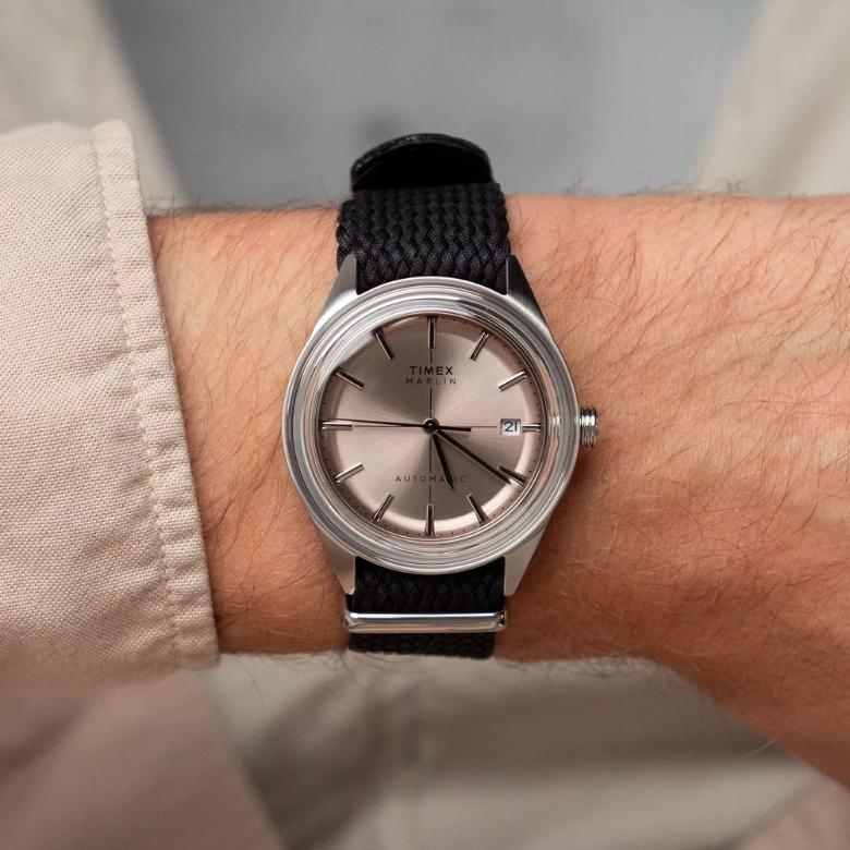 Timex TW2Y06300 - Datownik dni miesiąca