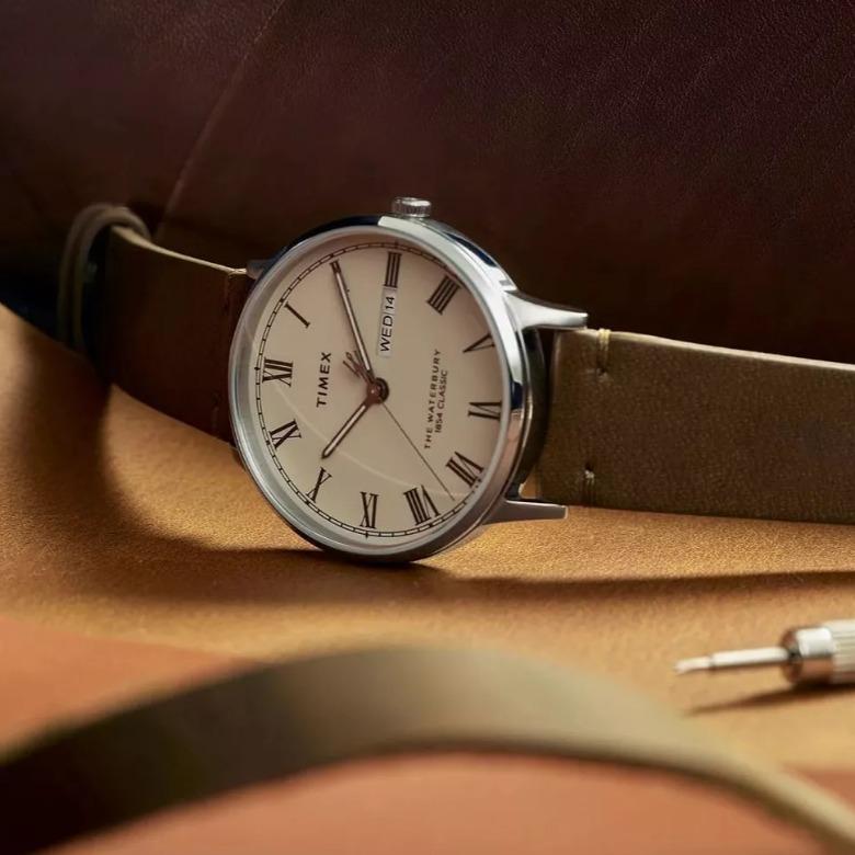 Timex TW2W50600 - Day Date