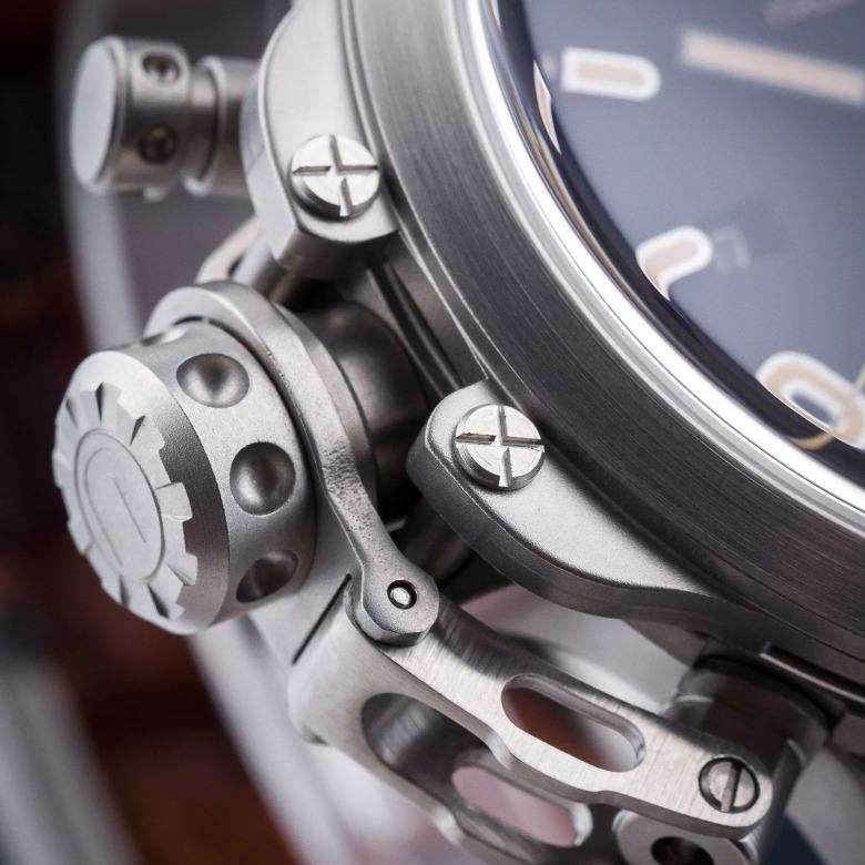 U-Boat 9568 - Ochrona koronki