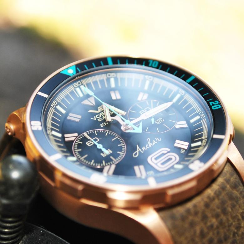 Vostok Europe NH35A-575O285 - Lepsza czytelność w silnym świetle