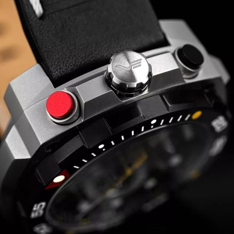Vostok Europe VK67-650E725 - Co oznacza szkło K1 w praktyce?