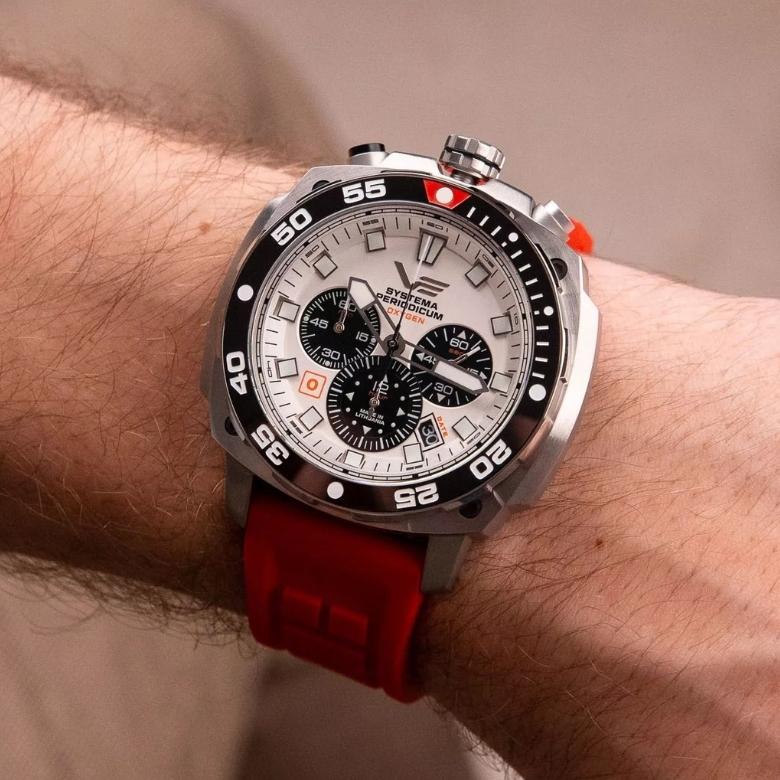 Vostok Europe VK67-650A722 - Najważniejsze cechy zegarka