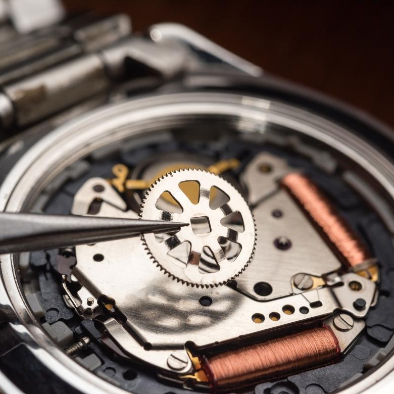 Vostok Europe VK61-575A588-31995 - Mechanizm hybrydowy