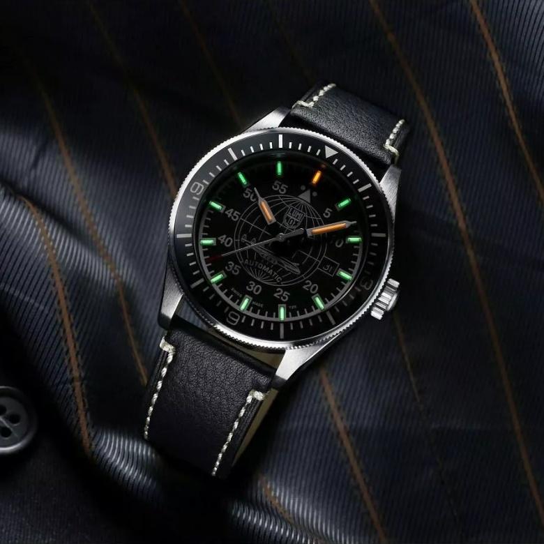Zegarek Luminox XA.9601 - Luminox Light Technology
