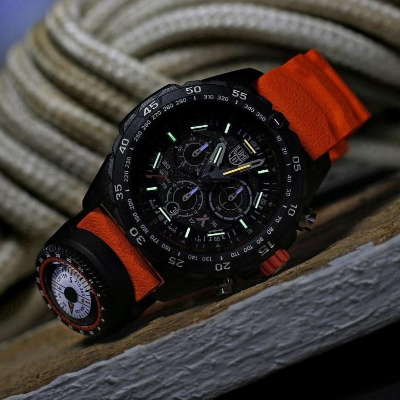 Zegarek Luminox XB.3749 - Luminox Light Technology