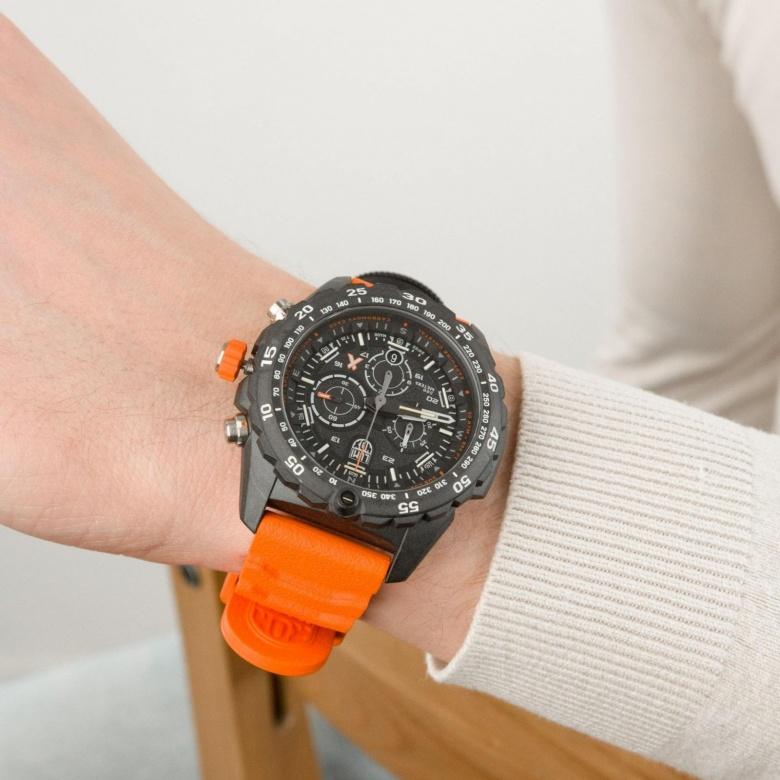 Zegarek Luminox XB.3749 - Tarcza
