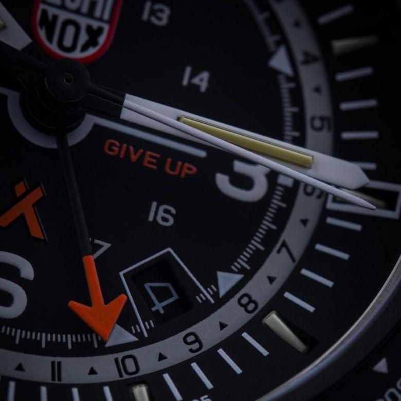 Zegarek Luminox XB.3761 - Wskazówka GMT