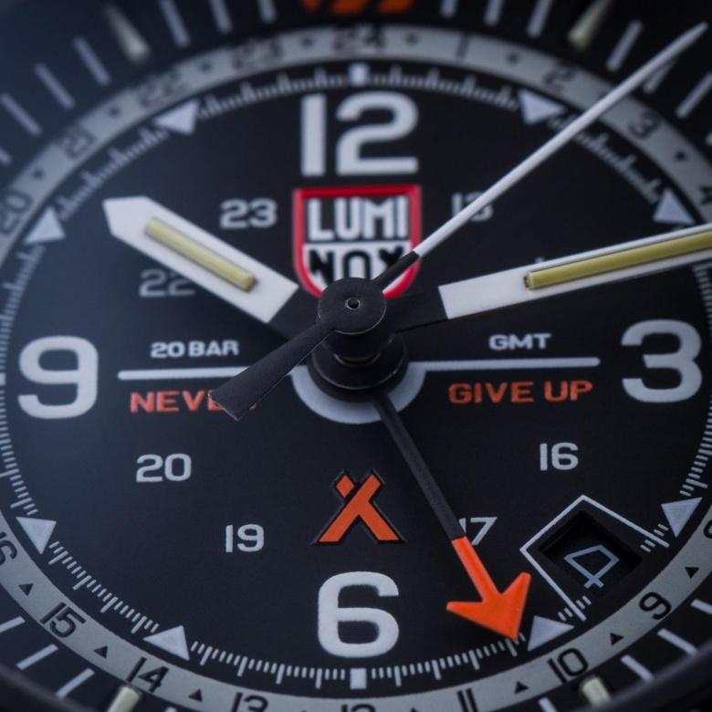 Zegarek Luminox XB.3762 - Wskazówka GMT