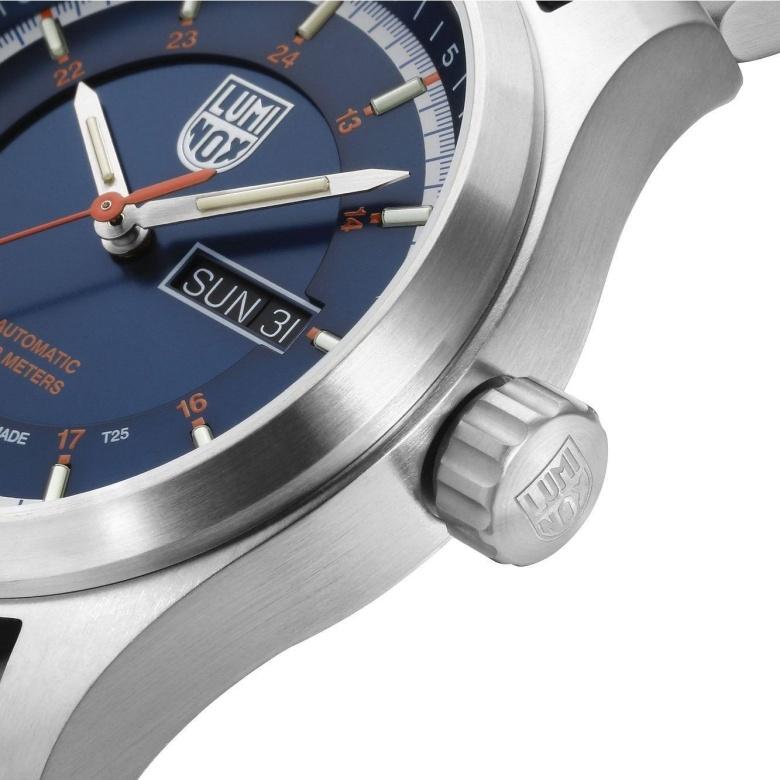 Zegarek Luminox XL.1904 - Koronka