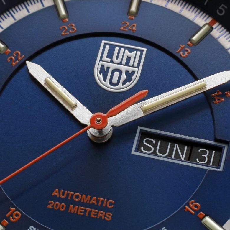 Zegarek Luminox XL.1903 - Tarcza