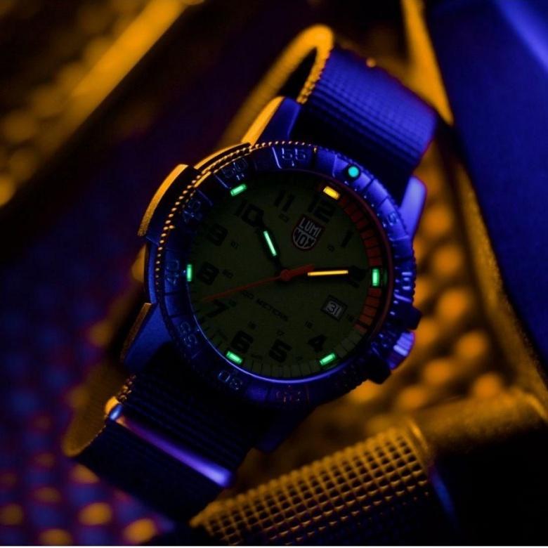Zegarek Luminox XS.0337 - Luminox Light Technology