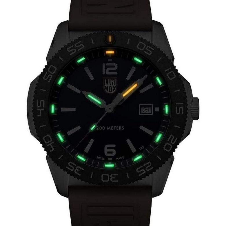 Zegarek Luminox XS.3123.RF - Luminox Light Technology