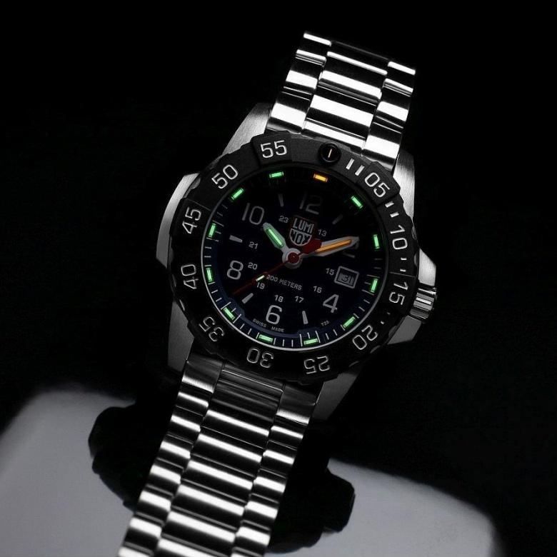 Zegarek Luminox XS.3254.CB - Luminox Light Technology