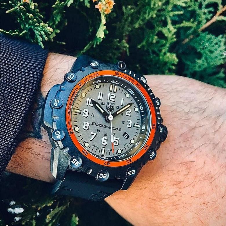 Zegarek Luminox XS.3301 - Tarcza