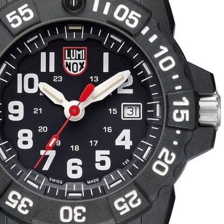 Zegarek Luminox XS.3502.L - Koperta