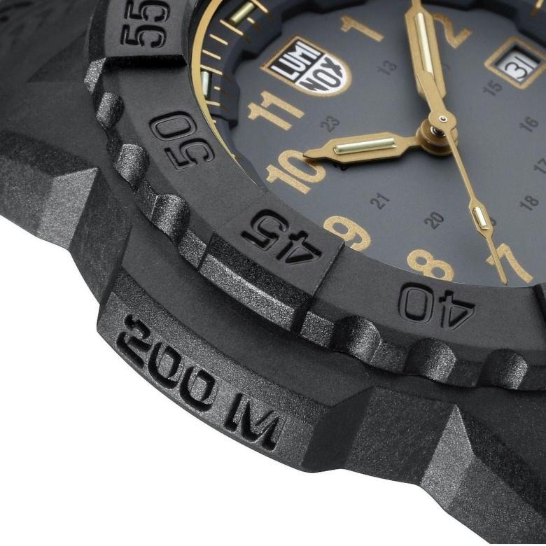 Zegarek Luminox XS.3508.GOLD - Bezel