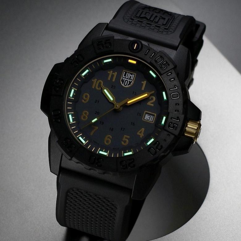 Zegarek Luminox XS.3508.GOLD - Luminox Light Technology