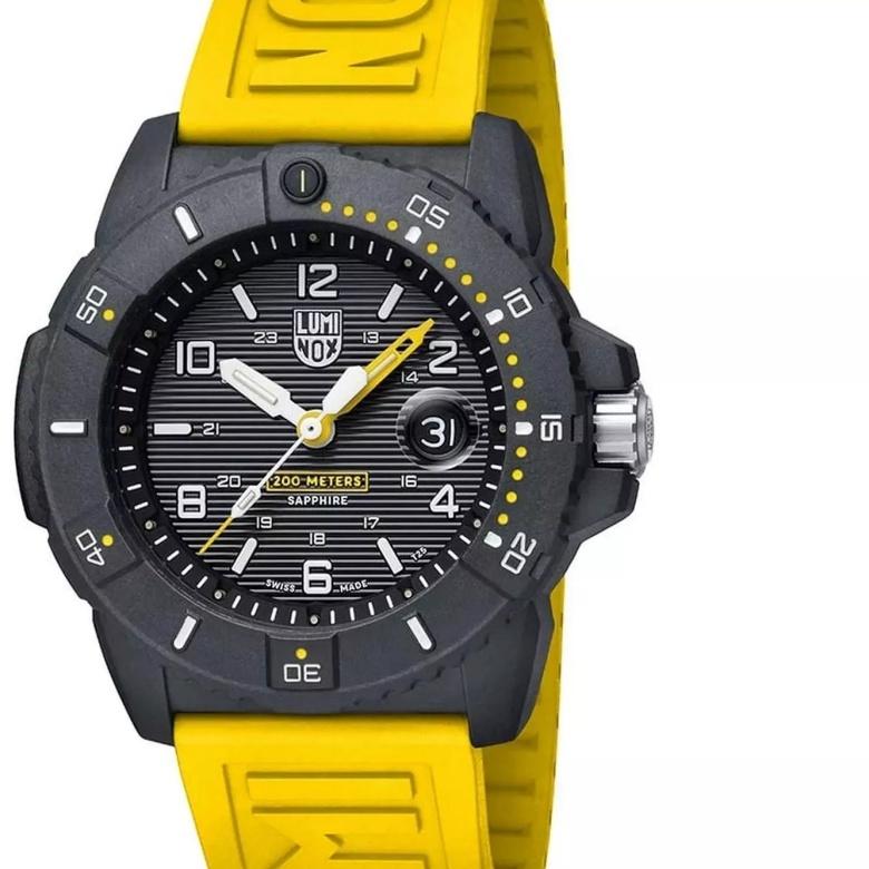 Zegarek Luminox XS.3601.GF - Koperta