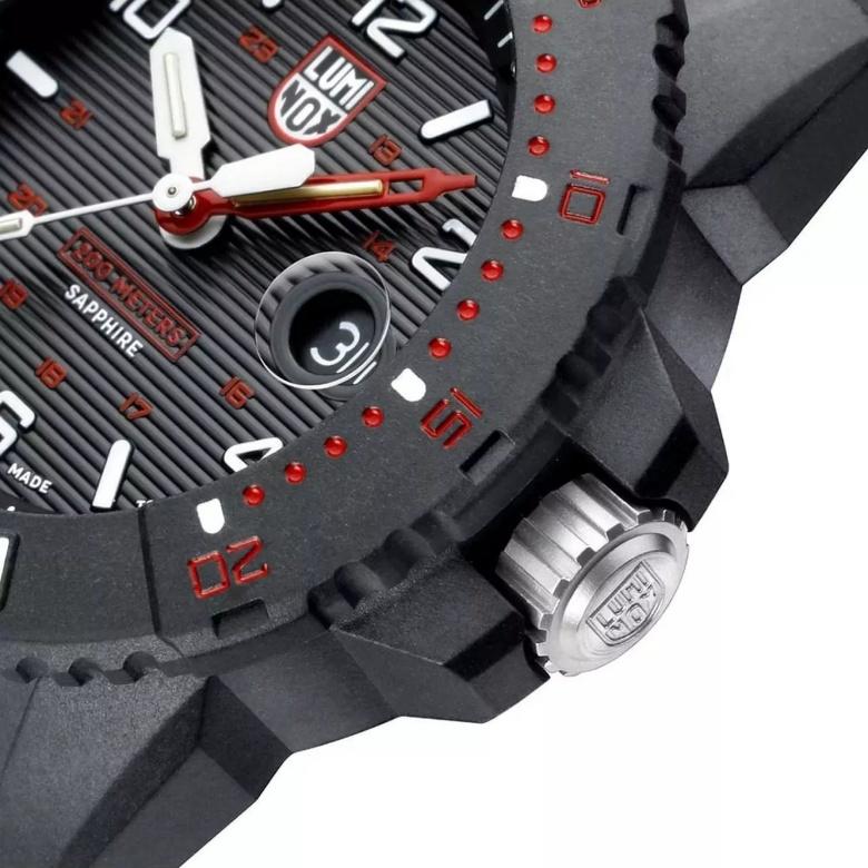 Zegarek Luminox XS.3615.RF - Bezel