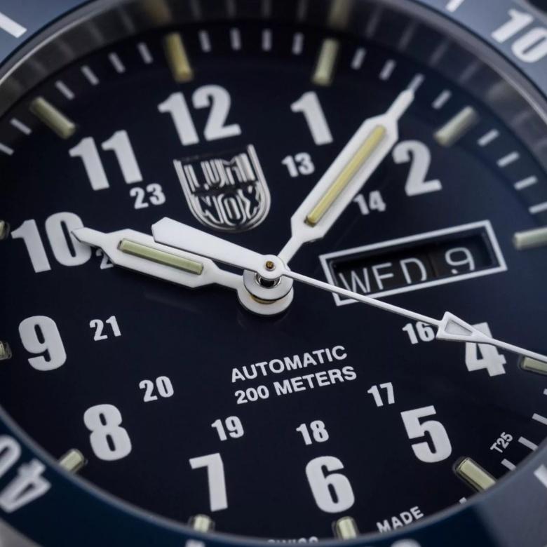 Zegarek Luminox XS.0924 - Tarcza
